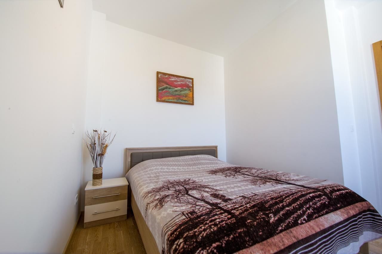 Апартаменты Loft Becici Бечичи-15