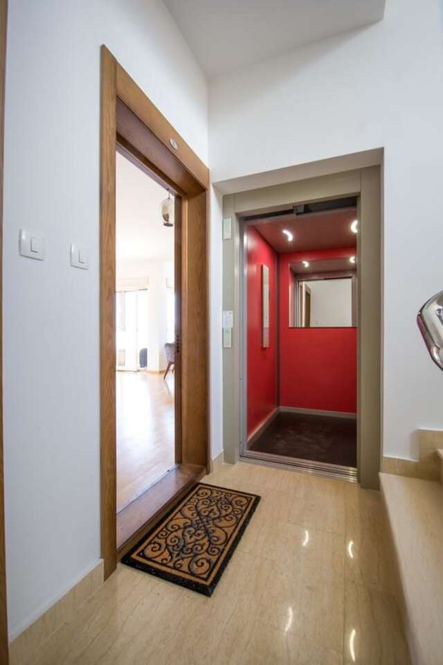Апартаменты Loft Becici Бечичи-16